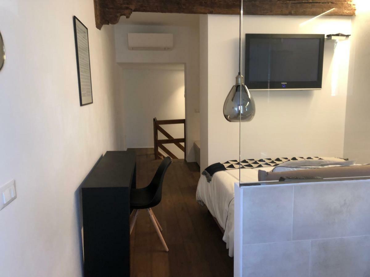 Un Piccolo Rifugio A Pochi Passi Dal Duomo Apartment Ferrara Ngoại thất bức ảnh
